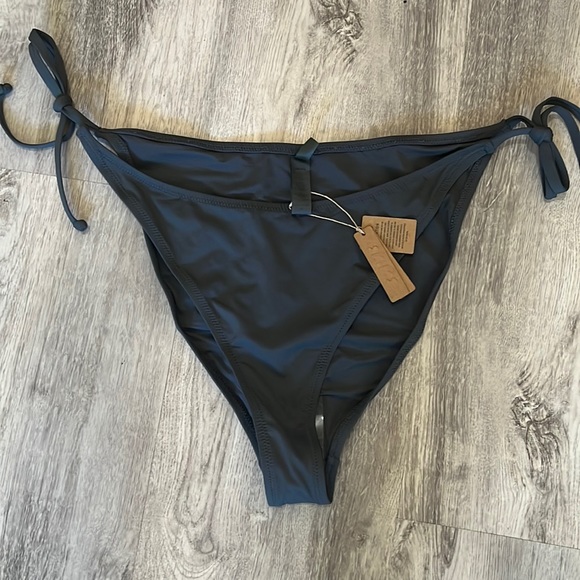 🆕 SKIMS SWIM Dipped Tie Bikini Bottoms in Gunmetal - Picture 6 of 9